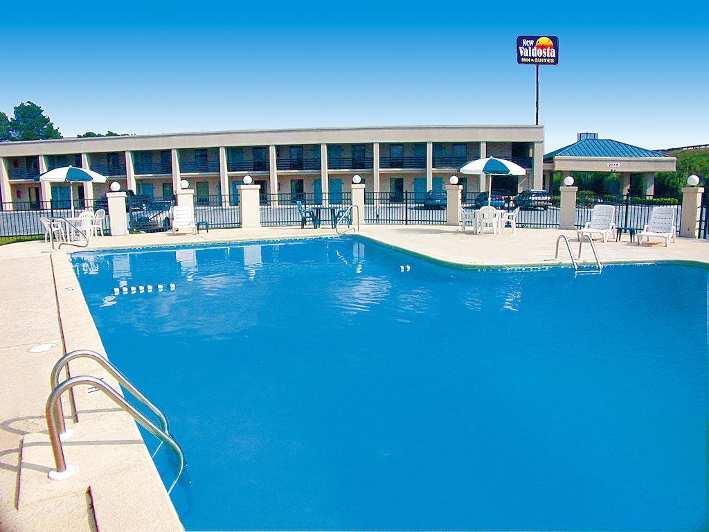 New Valdosta Inn And Suites Exterior foto